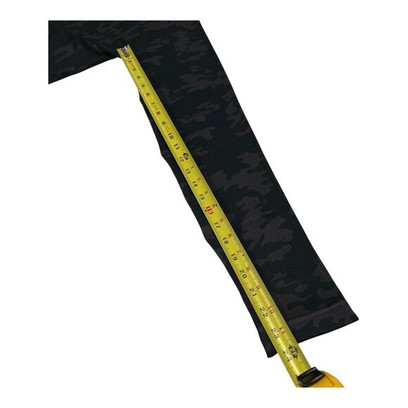 NWT SPANX Look At Me Now Leggings Black Camo Seamless Shaping Women's L Slimming - Picture 5 of 10